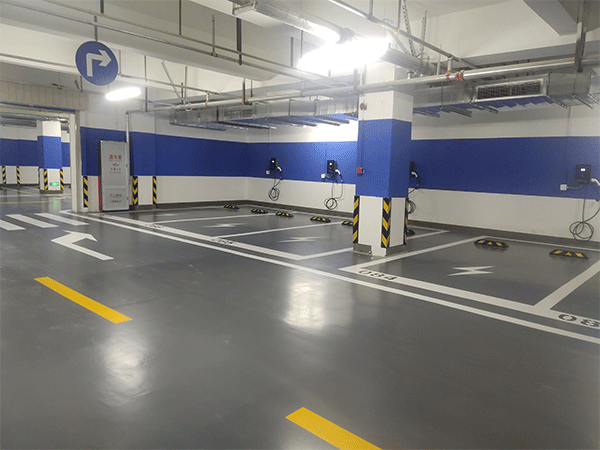 水性聚氨酯地坪涂料（地坪漆是漆还是涂料）